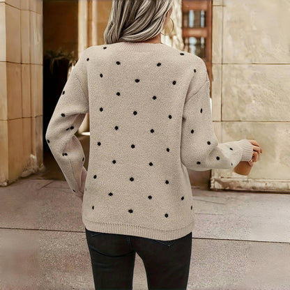 Clara | Strickpullover mit kleinen Punkten
