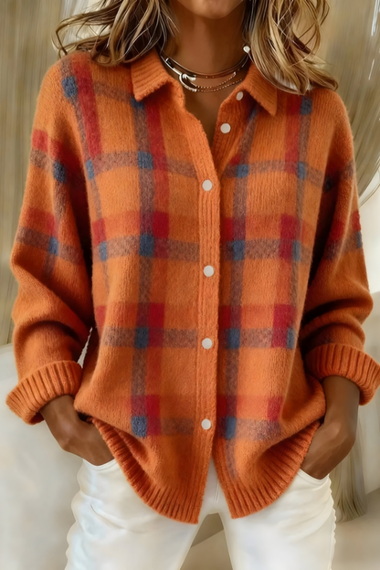 Mia | Weiche karierte Strickjacke