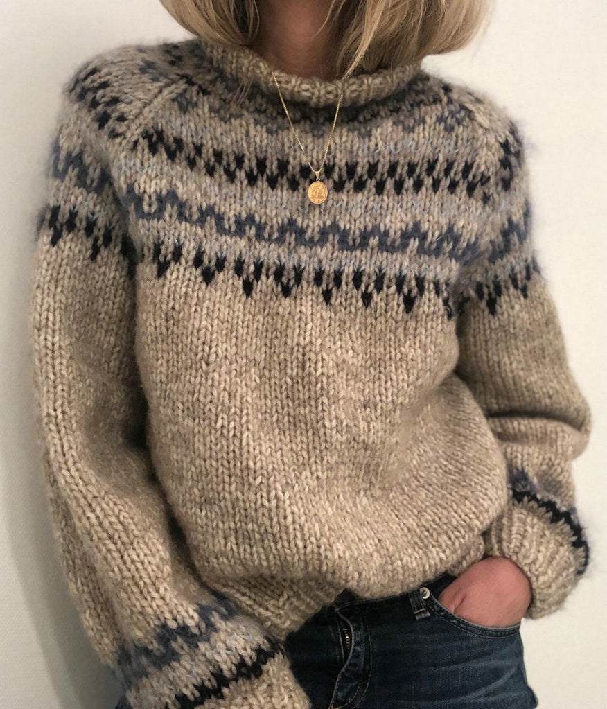 Roseline | Warmer Pullover mit Weichem Kragen