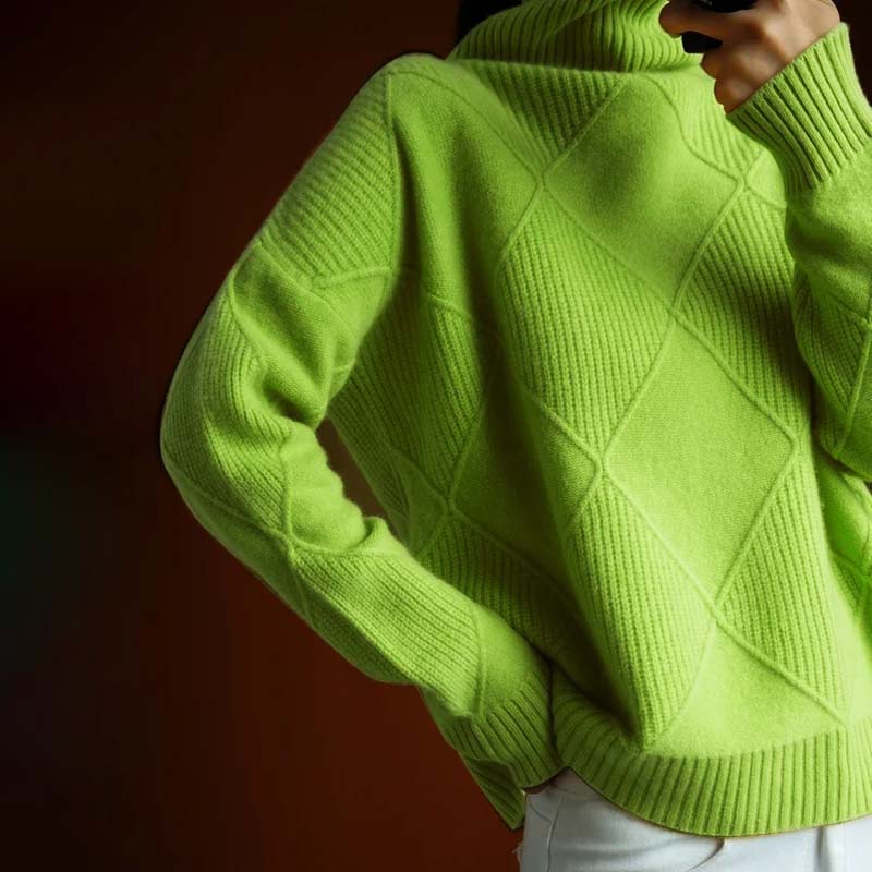 Viola | Strickpullover mit Stehkragen
