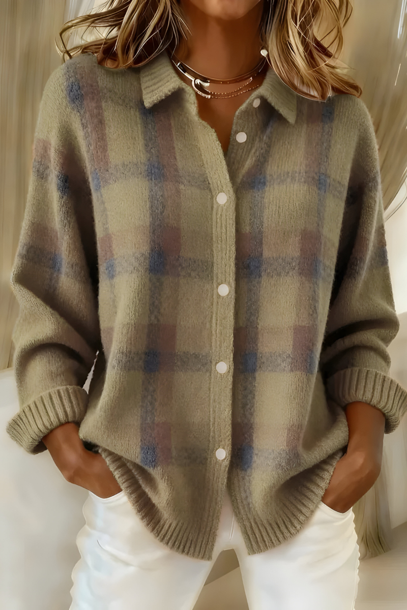 Mia | Weiche karierte Strickjacke