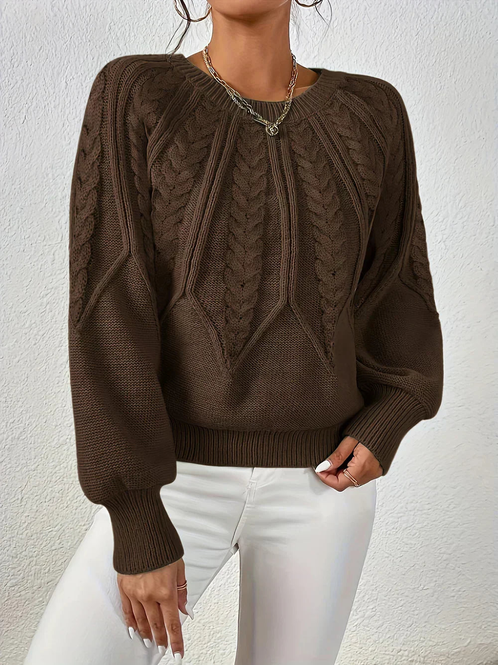 Rita | Elegante Strickware mit Geflechtmuster