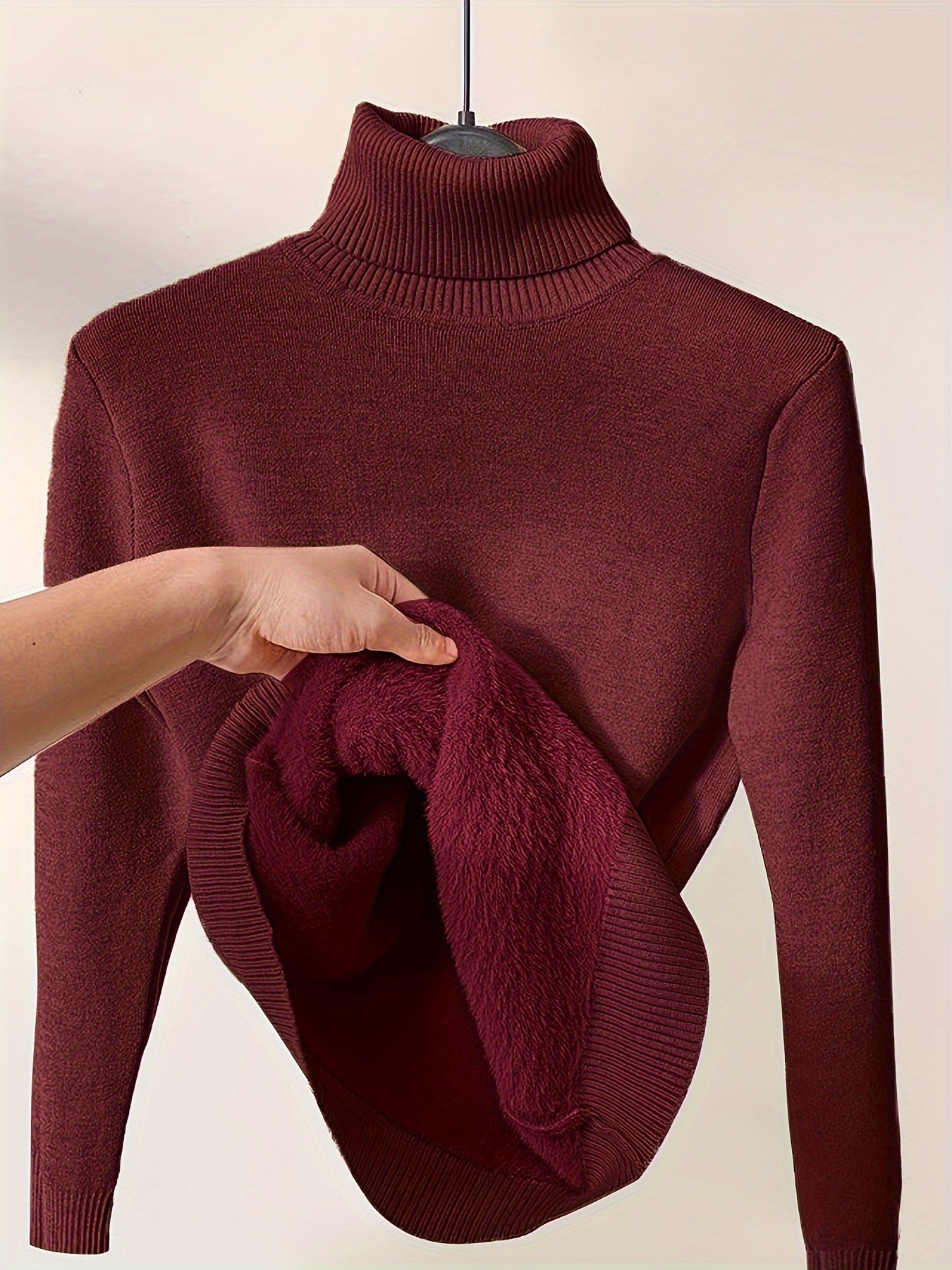 Zella | Weicher Pullover mit hohem Kragen