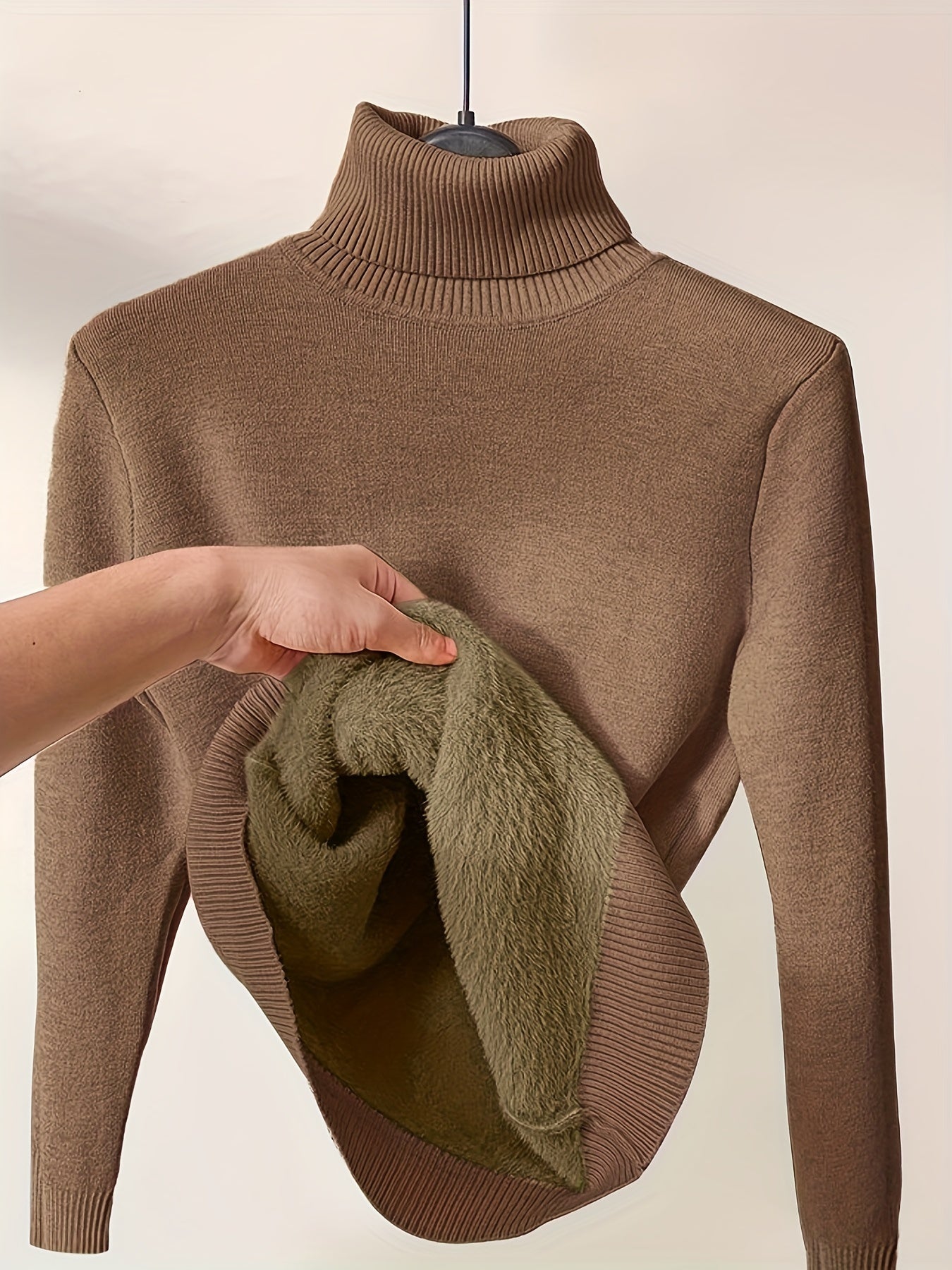 Zella | Weicher Pullover mit hohem Kragen