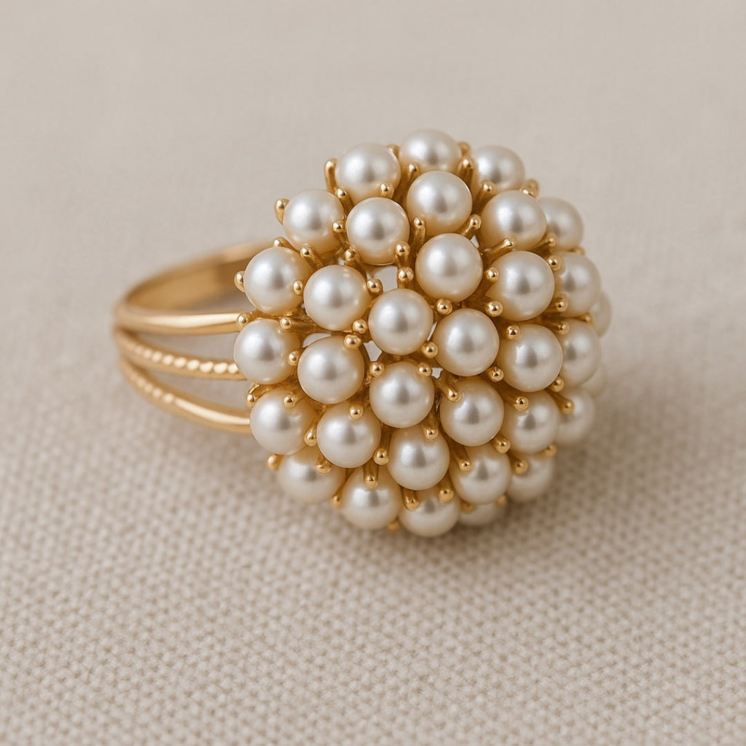 Ring mit eingelegten Perlen