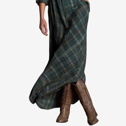 Carisse - Minimalistisches Kleid mit Kragen