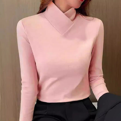 Liora | Chic T-Shirt mit hohem Kragen