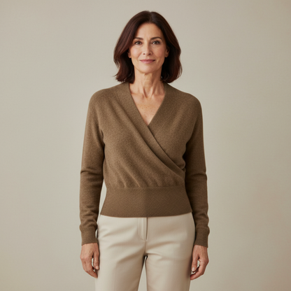 Rosa | Kreuzstrickpullover aus Wolle mit V-Ausschnitt