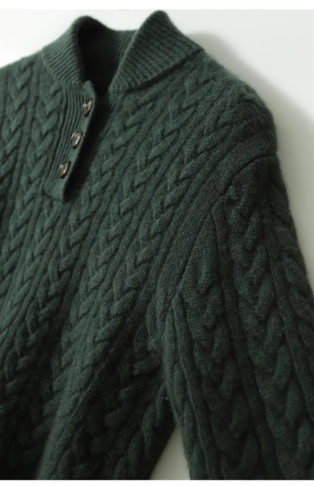 Carla | Strickpullover mit Knöpfen