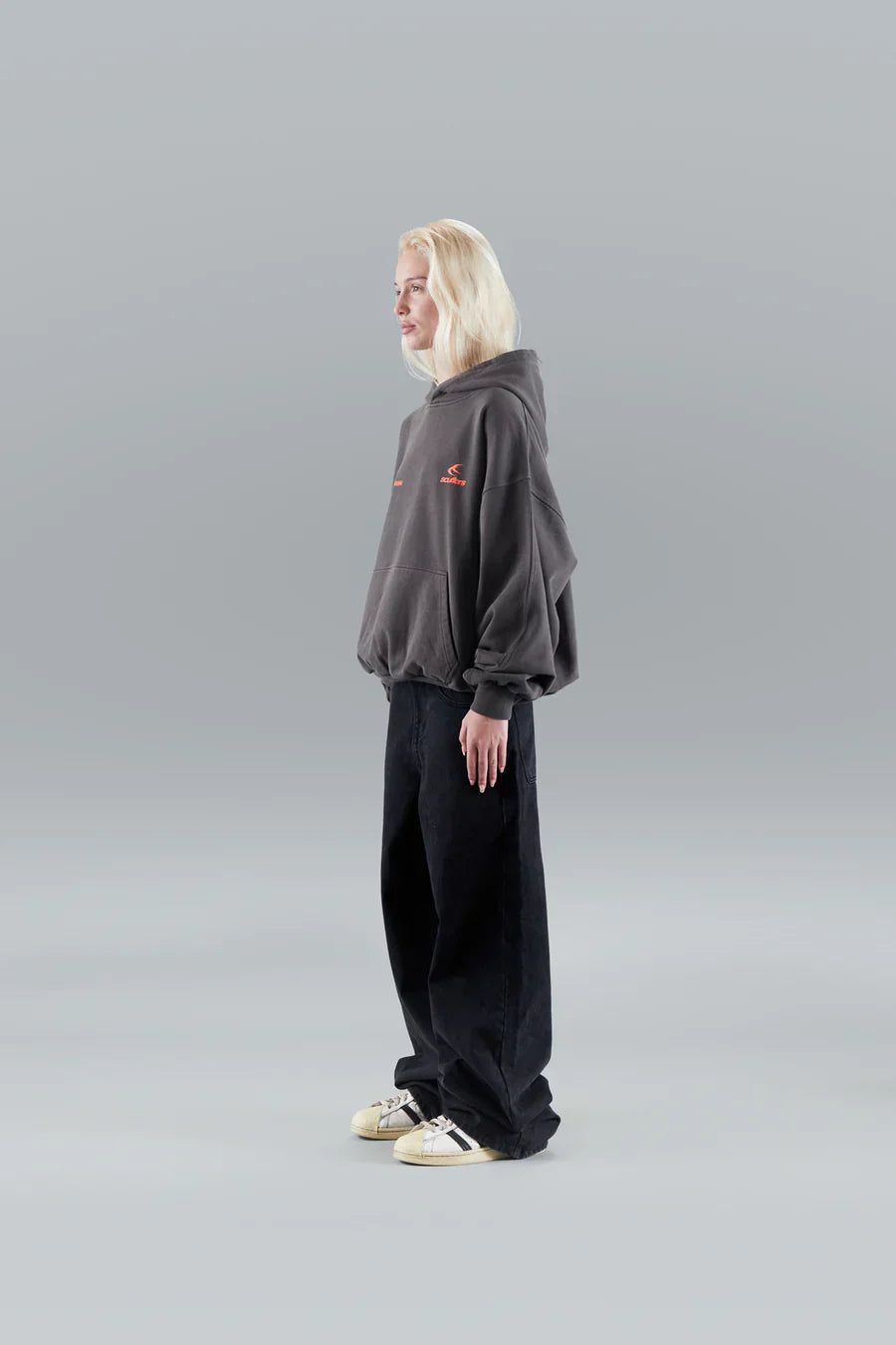 FEMMEHAUS WELTWEIT HOODIE