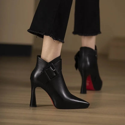 Johanna | Stiefel mit Schnalle