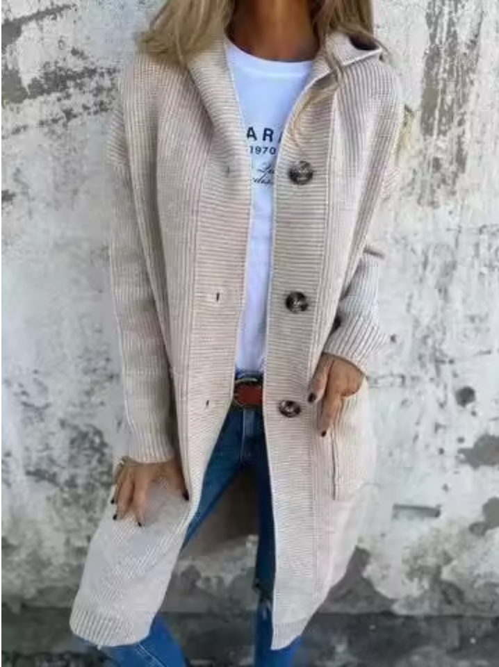 Marjorie – Eleganter langer Cardigan aus weichem Strick