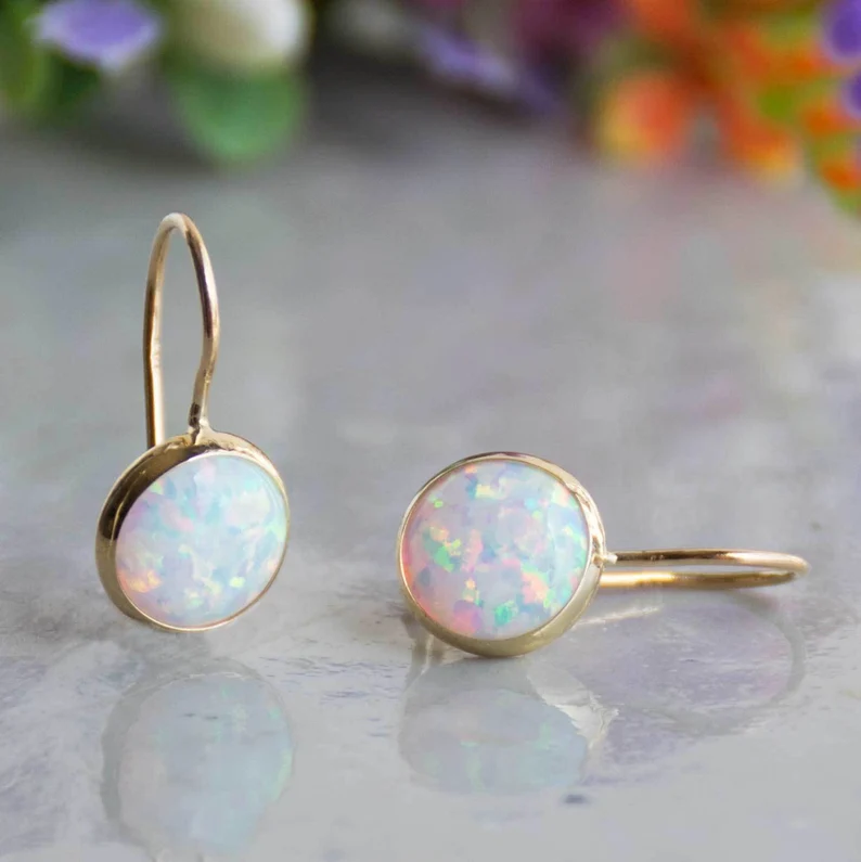 Vintage Gold Ohrringe mit Opal