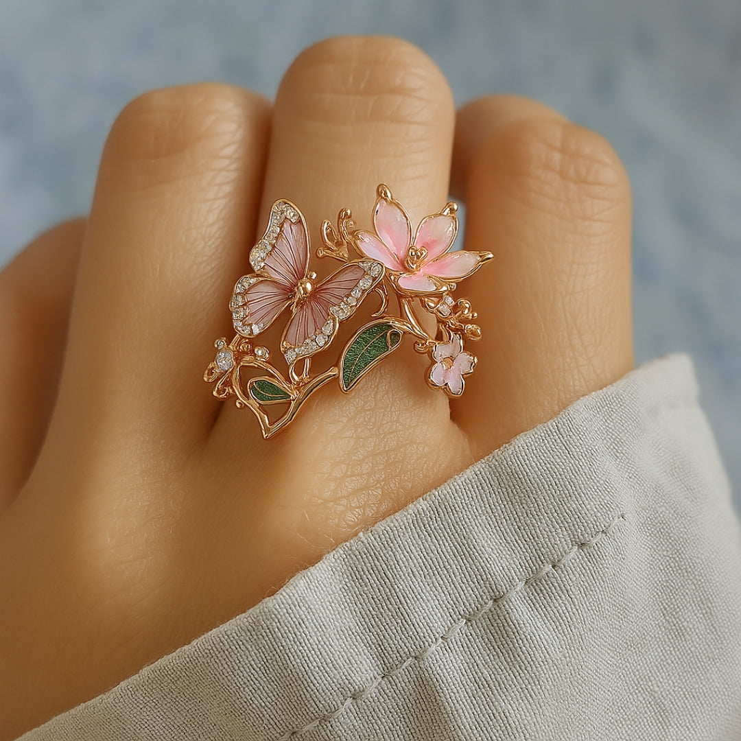 Ring mit kubischem Zirkonia und Schmetterlingsdesign, natürlich brillant