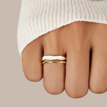 Goldene Sahara-Ring mit Schichten