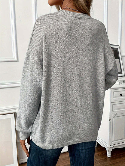 Chiara | Weiche Strickware mit elegantem Gestus